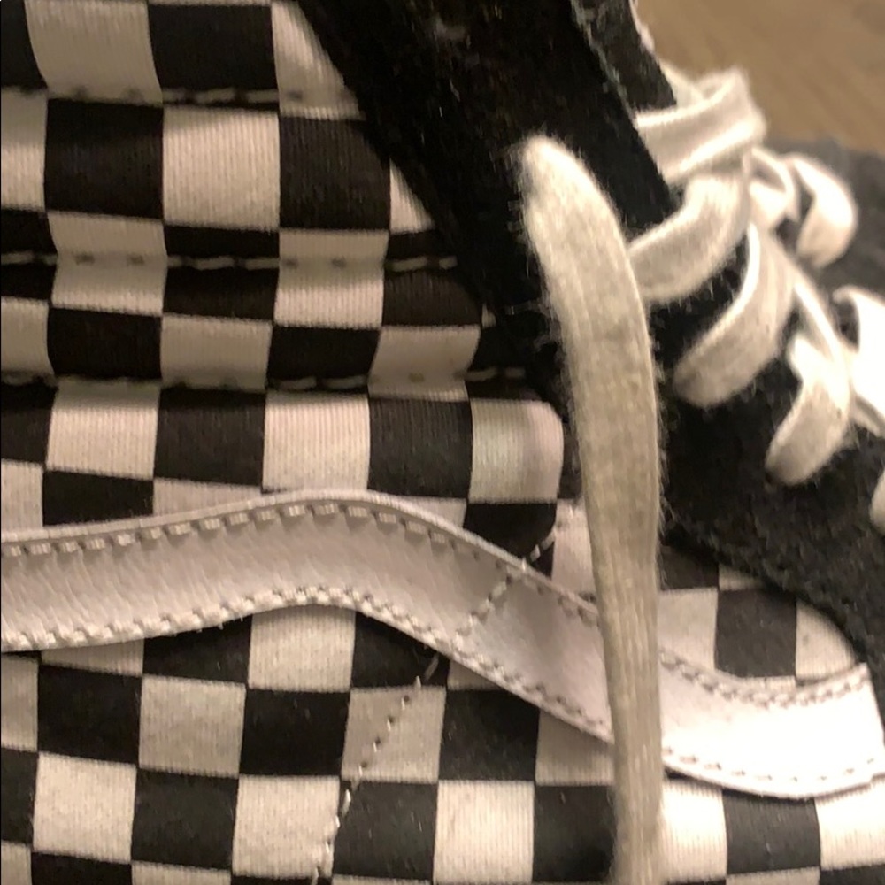 Check board high top vans - Picture 2 of 3